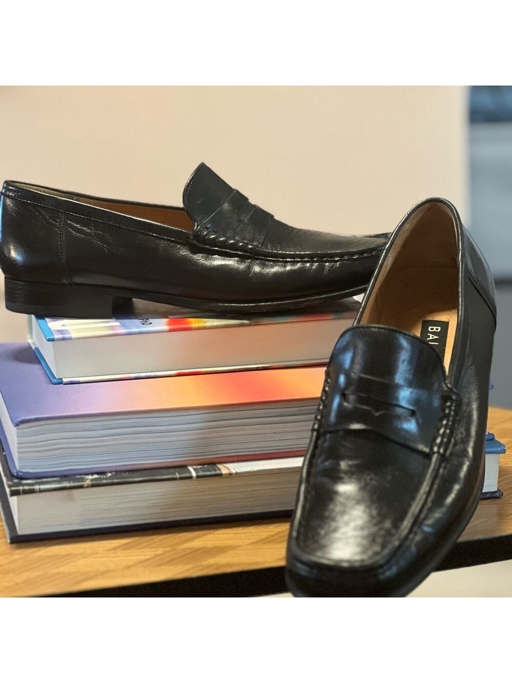 Bally Classic Black Slip-On Loafers Elegant Design (Gently worn) - Picture 2 of 12
